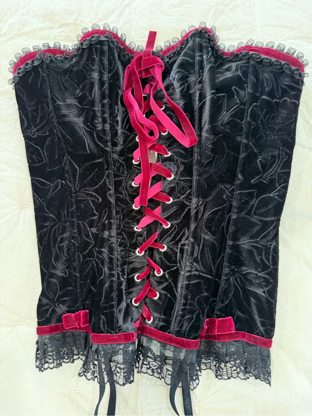 Black Velvet Corset Sz 32 Gothic Victorian Dark Romance Whimsigoth Renaissance